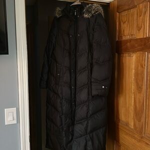Ankle Length Winter Black London Fog Coat with Faux Fur Hood